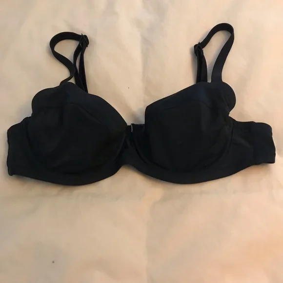 Aerie bikini top and bottoms - Picture 2 of 8